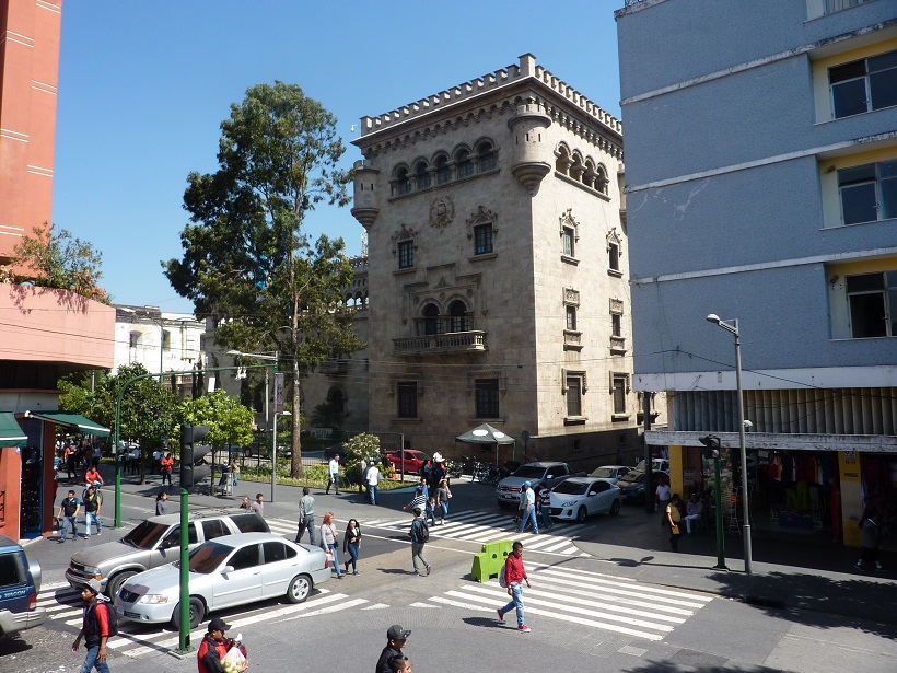 Zone 1 crossing in Guatemala City