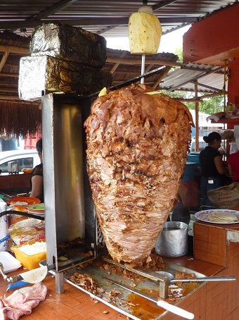 trompo al pastor, aka kebab ele-leg